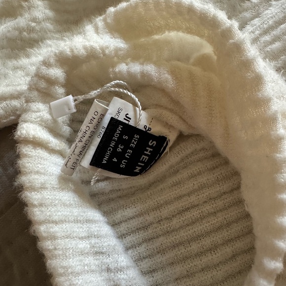 Cream Off-Shoulder Knit Set - Picture 3 of 3